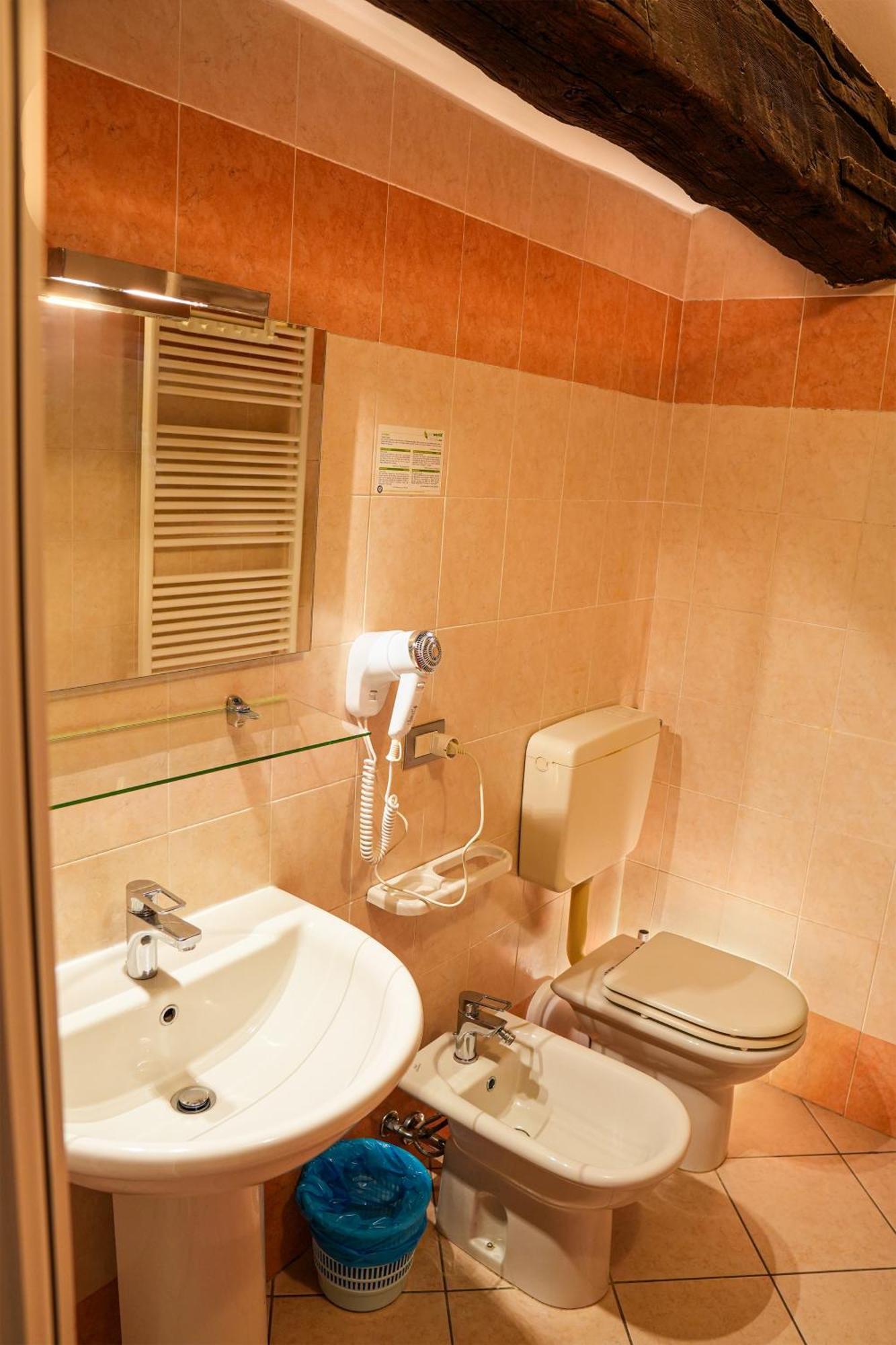 Smart Hotel Ferrara Eksteriør billede