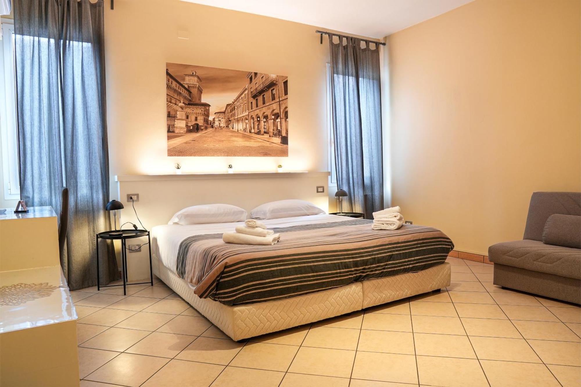 Smart Hotel Ferrara Eksteriør billede