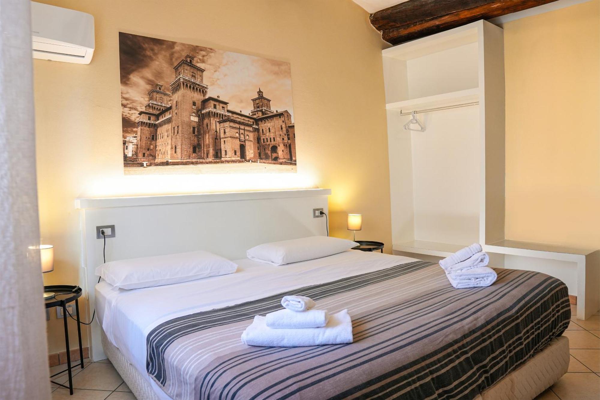 Smart Hotel Ferrara Eksteriør billede
