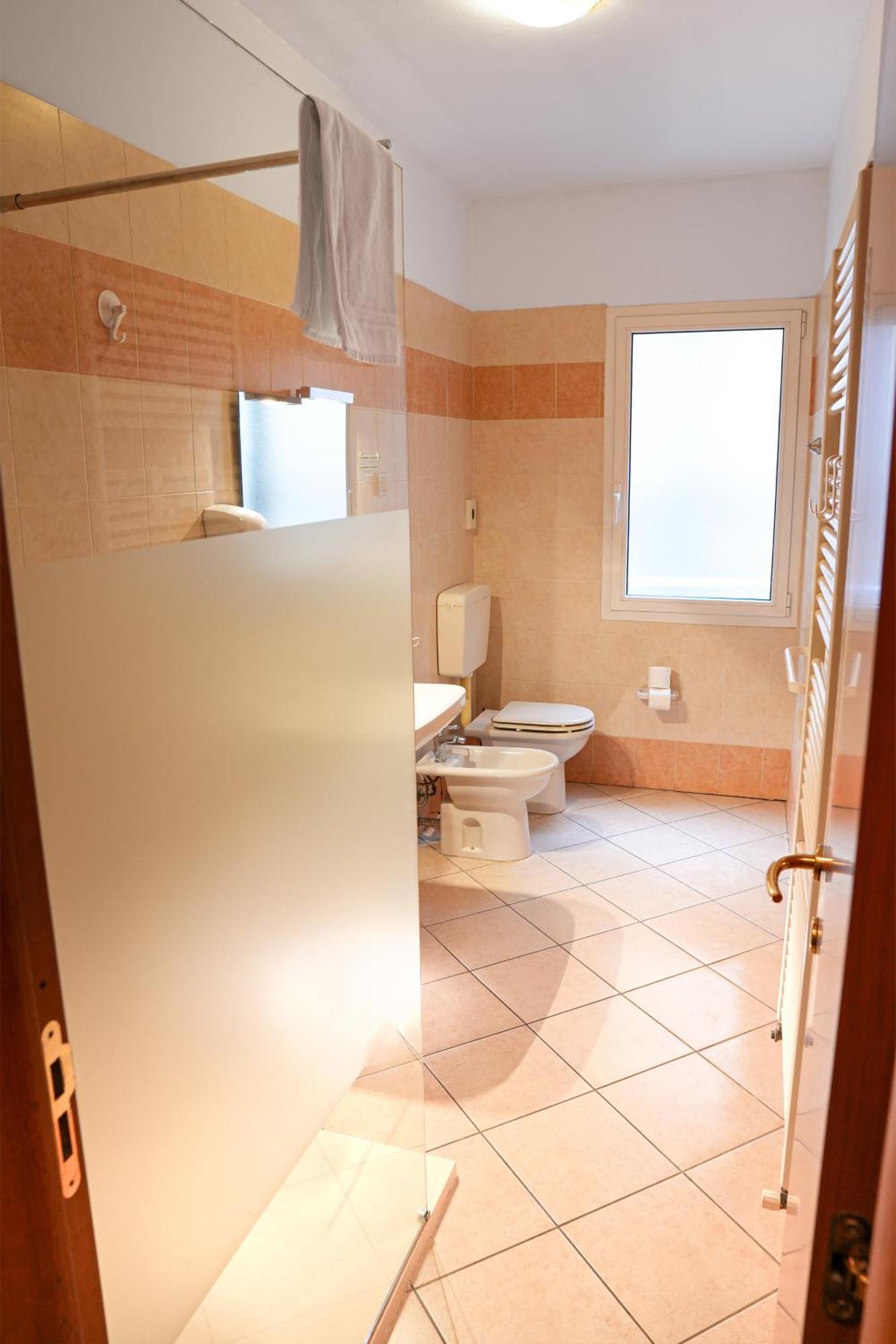 Smart Hotel Ferrara Eksteriør billede