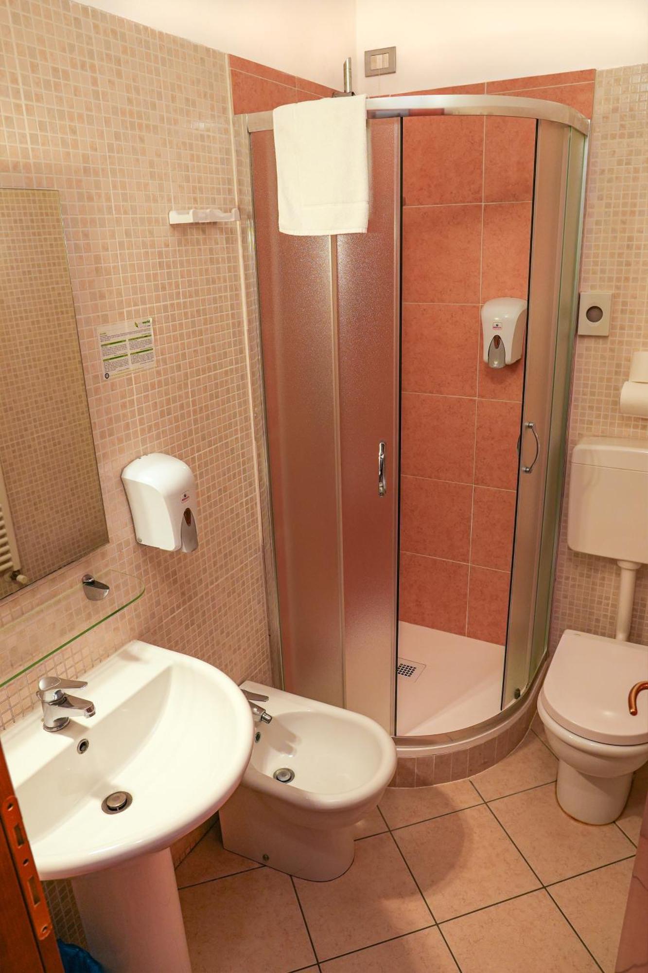 Smart Hotel Ferrara Eksteriør billede