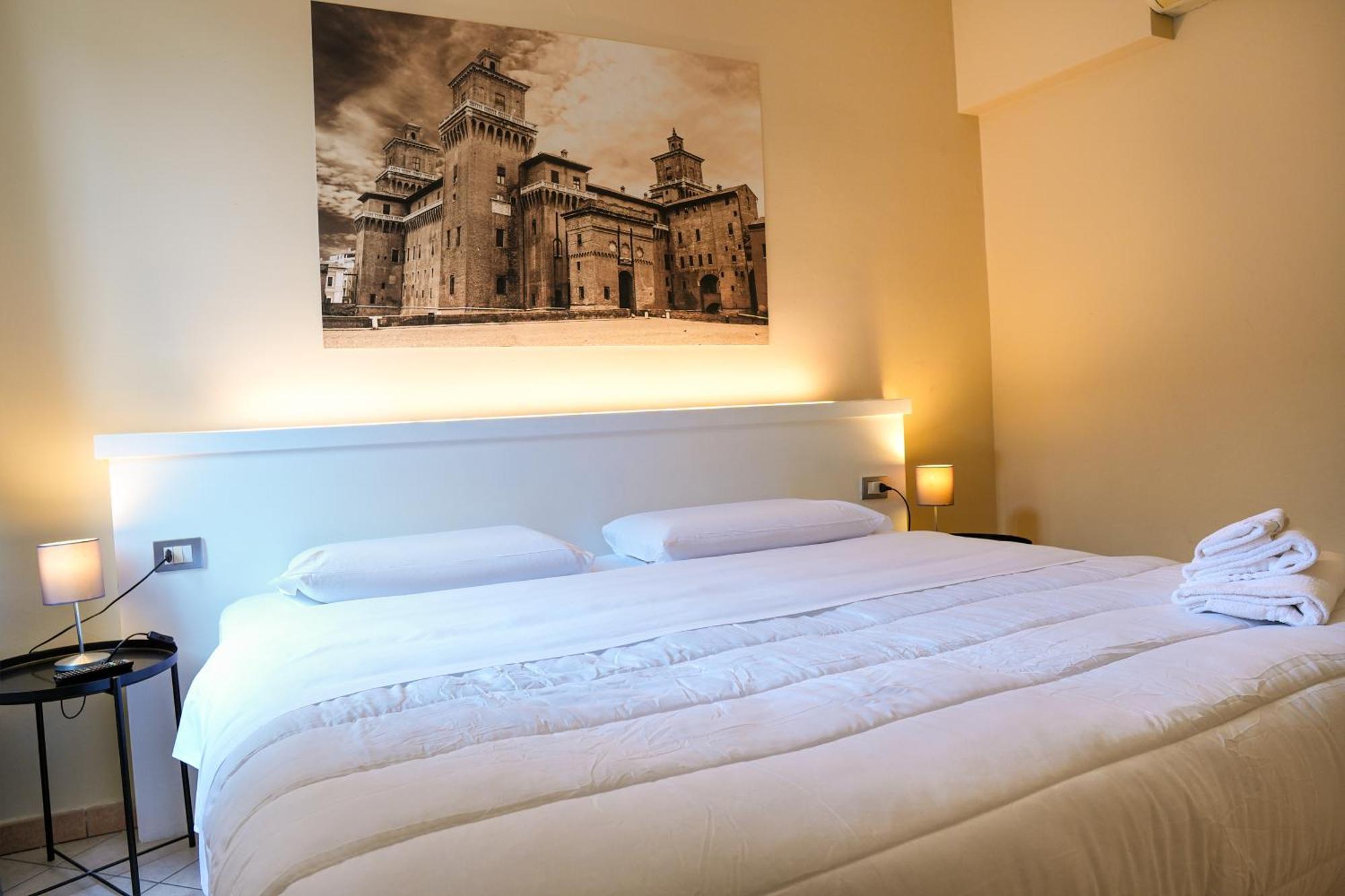 Smart Hotel Ferrara Eksteriør billede